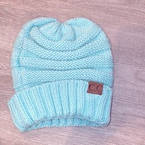 trendy teal beanie